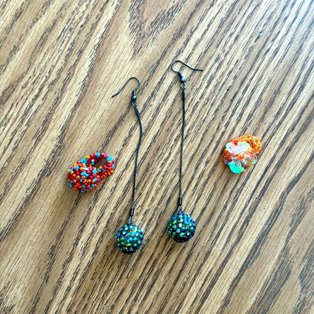 Set of 3 beaded items - Pair of Long Dangle Earrings and 2 Stretchy Rinsgs